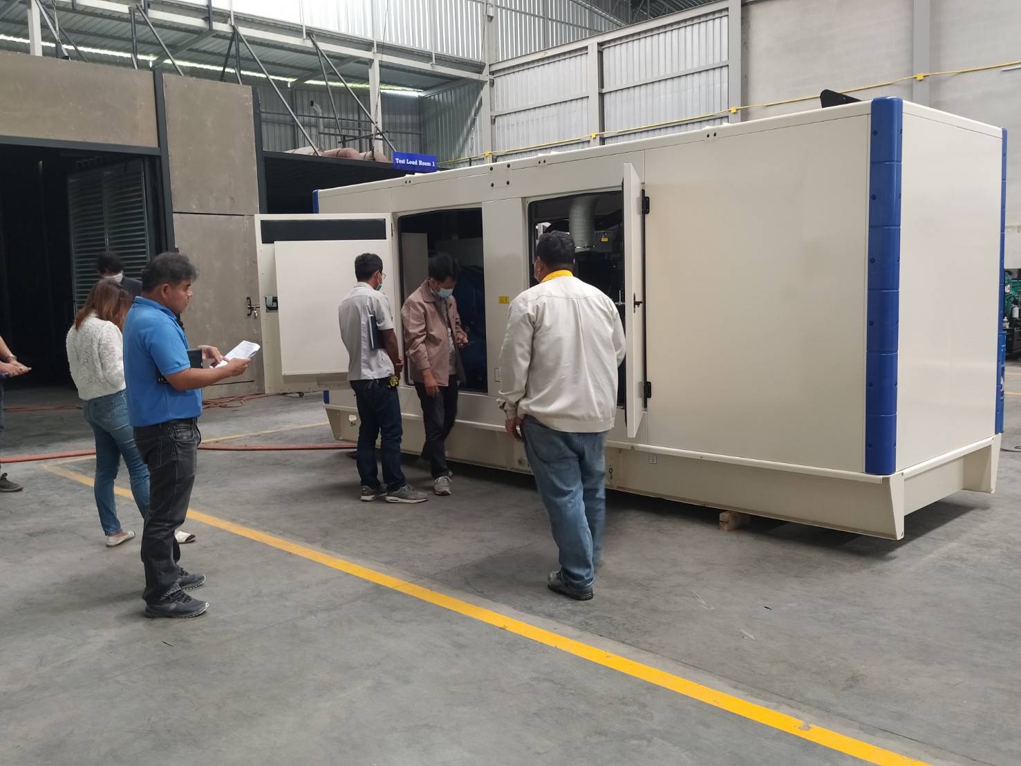 ทดสอบเครื่องกำเนิดไฟฟ้า FG WILSON แบบ canopy type ขนาด 450 kVA โครงการ A space MEGA Bangna (asb)